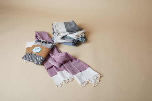 5 Unique Styles That You Can Try With These Organic Scarves