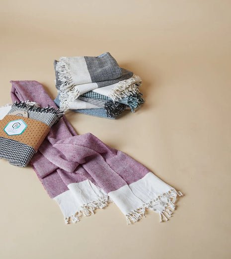 5 Unique Styles That You Can Try With These Organic Scarves
