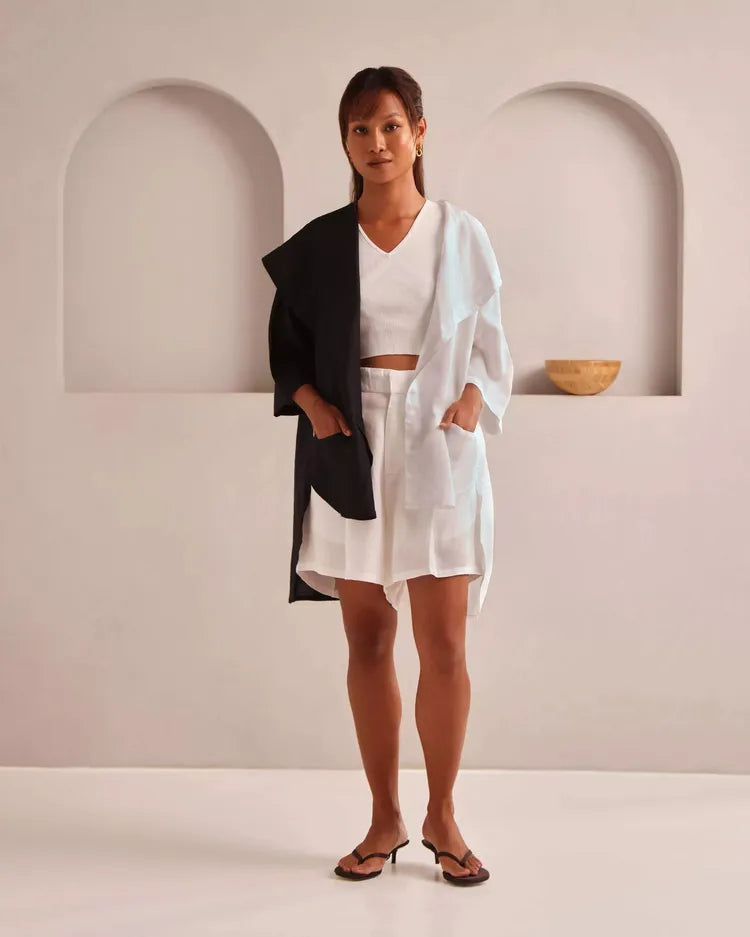 Set of 2 : Banyan Jacket & Aerial Highwaisted Shorts - Black White & White