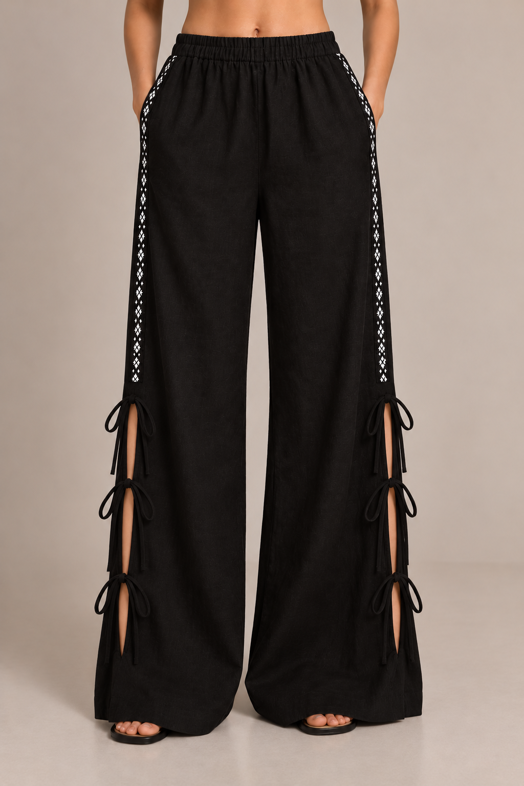 Set of 2: Black Riva Reversable Tie Up Top & Sable Pants