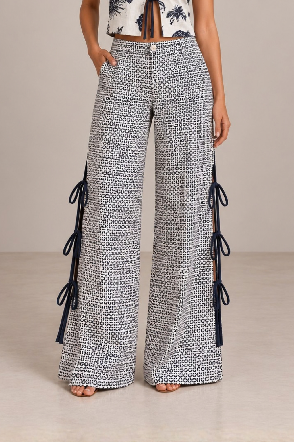 Printed Sable Tie Up Pants