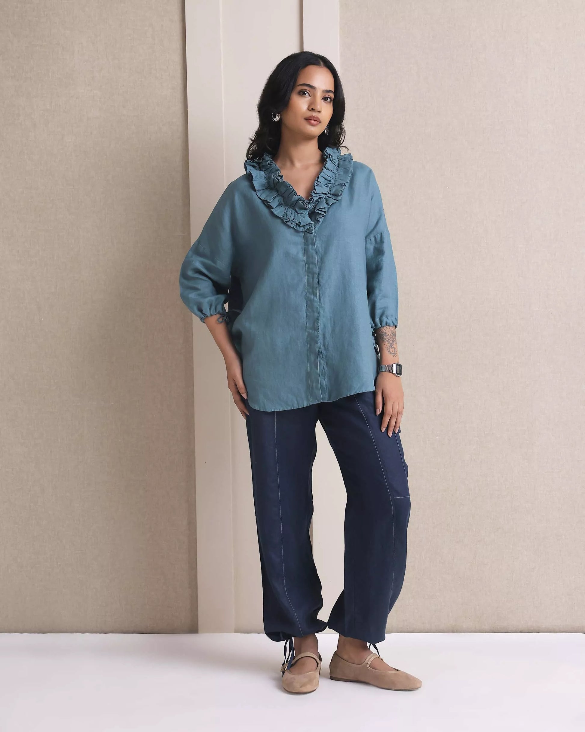 Set of 2: Coral ruffle shirt & Sienna Cargo Pants