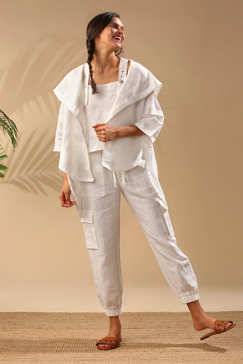 Banyan Gender Fluid Jacket - White