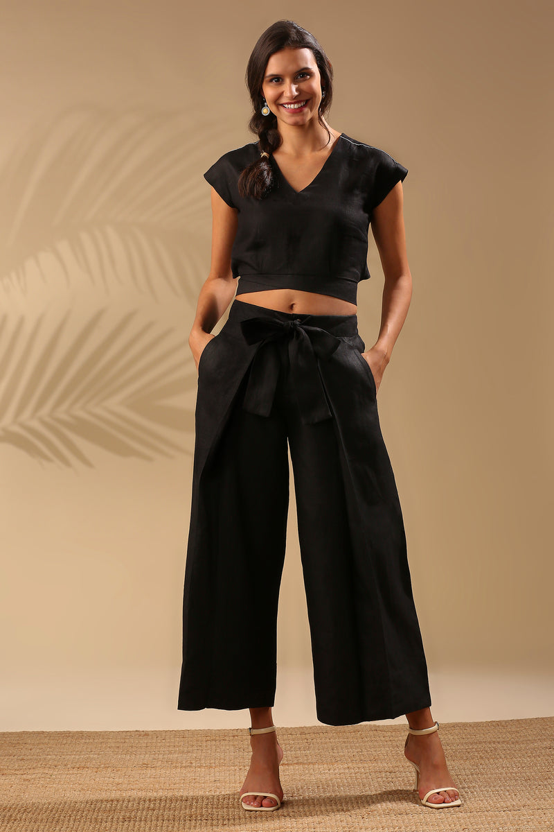 Cider V Neck Top - Black
