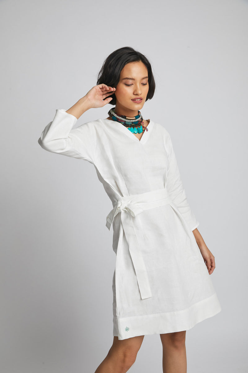 Dazzle Tie Up Dress - White